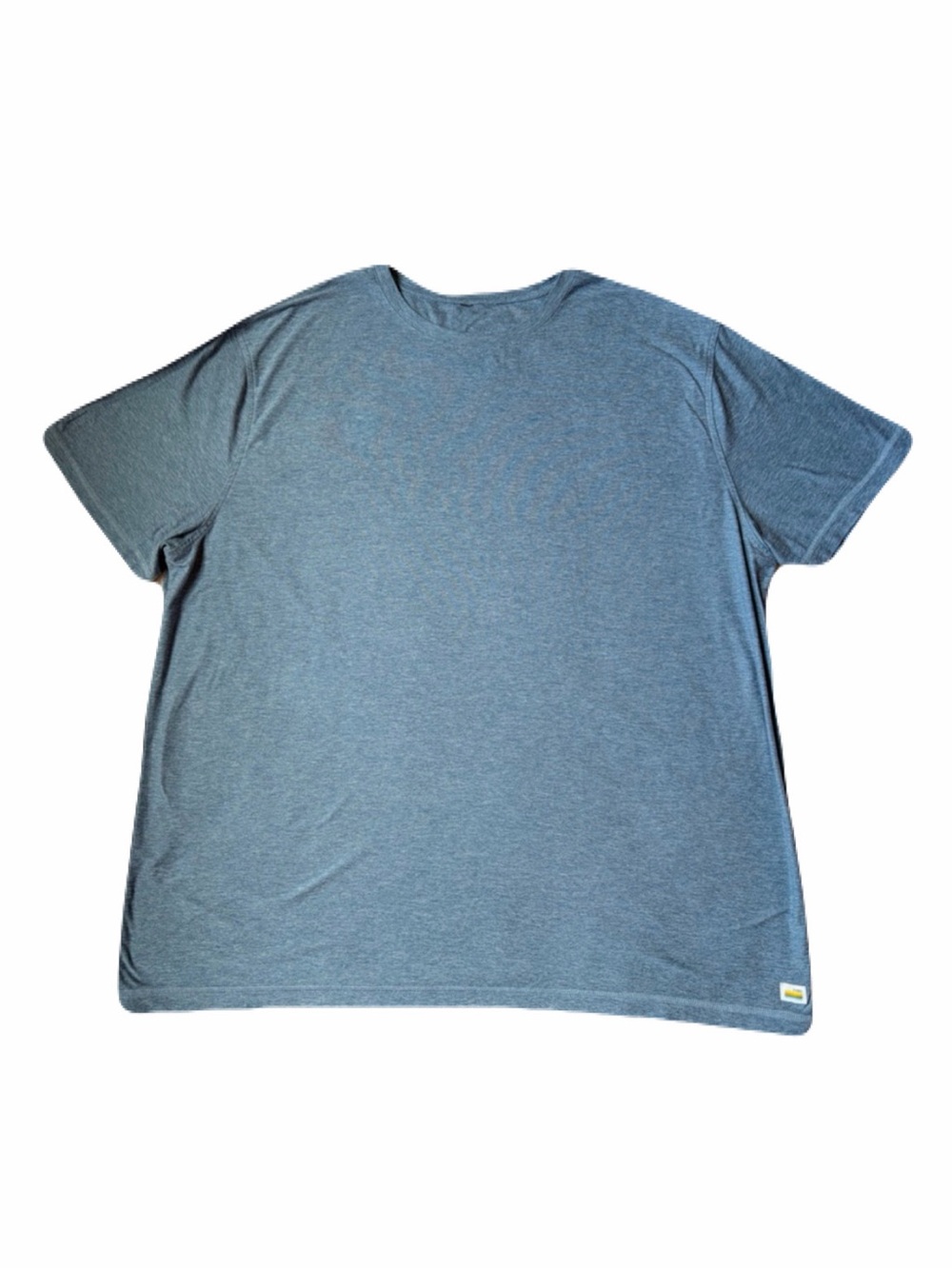 Vuori Strato Tech Short Sleeve Tee in Blue Heather, Men’s size XL